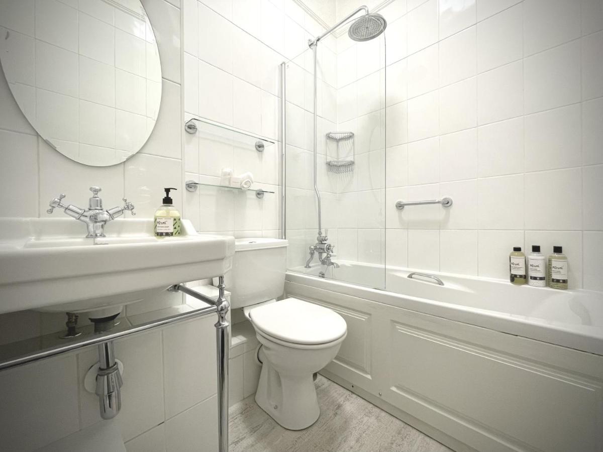 City Centre Luxury Holiday House With Outdoor Bath And Parking York Esterno foto